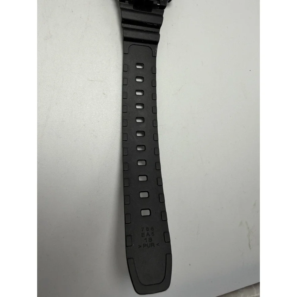 Casio F-108WH Mens Watch 39MM 8.5